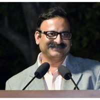 Dr.Manoj Gupta