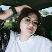 Reni Mayang