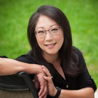 Helen Lee