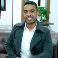 Dr. Eduardo Rencurrell Díaz