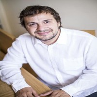 Rubén Lavandeira