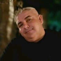 Adair Santos