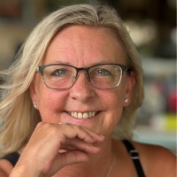 Debbie Osborne