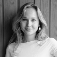 Mette De Jong