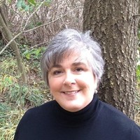 Suzanne Travers