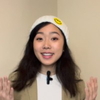 Momo Zhong