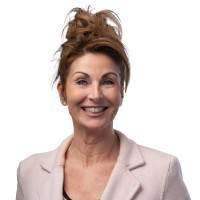 Mirjam van Essen