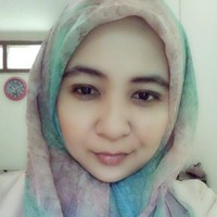 Dewi R.