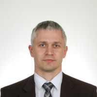 Александр Емельянов
