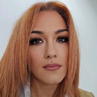 Eleanna Kaklamanaki