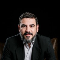 Isaac Oliveira