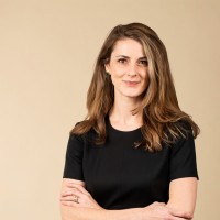 Jacqueline Tomlin, Aia