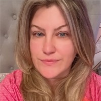 Kelly Alderton