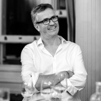 Tim Bond