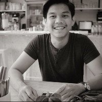 ปวีร์ ประกอบกิจ