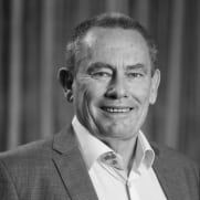 Ian Bloomfield
