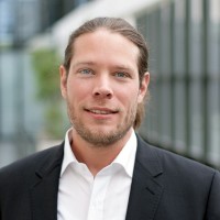 Dr. Alexander von Wezyk