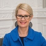 Charmaine Searle