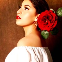 Lauren Saenz