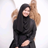 Shafa Anggitari Azhari, S.Pd., Gr