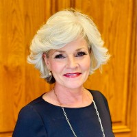 Robin Riggins, LICSW