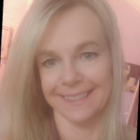 Leslie Gray