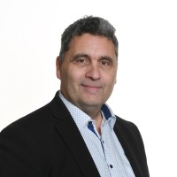 Raymond Van Der Waarde