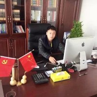 李群伟