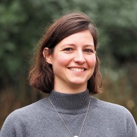 Dr. Laura Herr