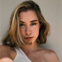 Lara Zambon