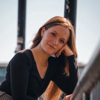Rhiannon Frowde