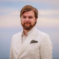 Erik Jonsson
