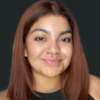 Jessenia G.