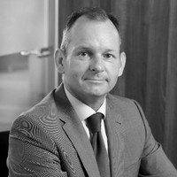 Max Mooney, Dip Pfs, Dip Aat