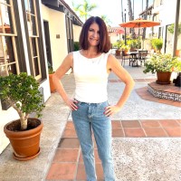 Angela Mayer