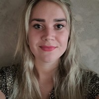 Merel Hallink
