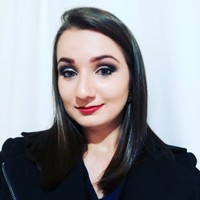 Renata Furlani Carvalho Dela Justina