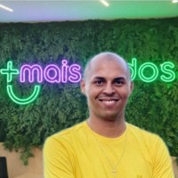 Fábio Santos