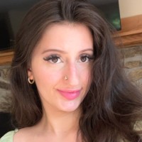 Arianna Girard