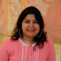 Dr Nidhi M Dev