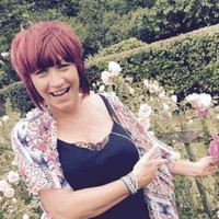 Lesley Heaton