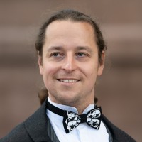 Александр Ермолаев