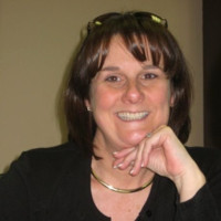 Dee Simms
