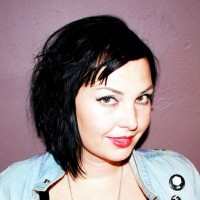 Vivian Host