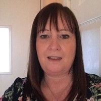 Angela Holmes