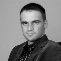 Lukas L.