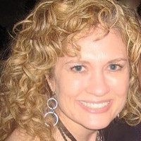 Suzanne King