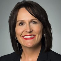 Amanda E. Eaves