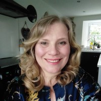 Dr. Leigh Martin