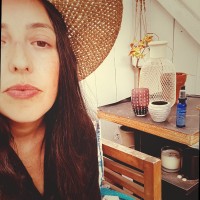 Daniela Faron Essakow